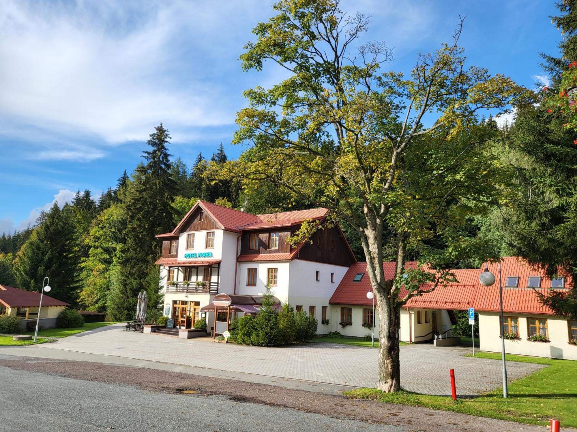 Hotel Praha Desztne w Górach Orlickich Zewnętrze zdjęcie
